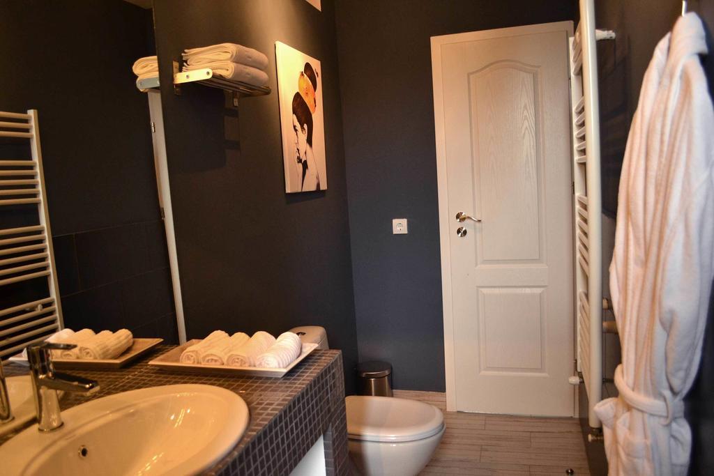 Jn Boutique Apartments Bucureşti Ngoại thất bức ảnh