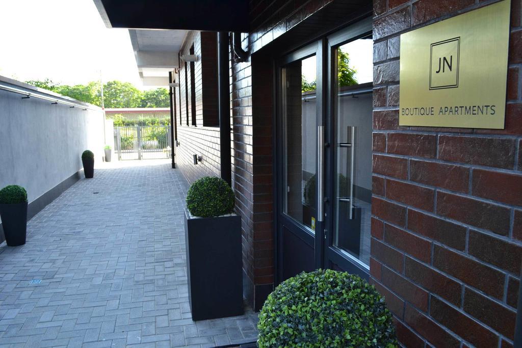 Jn Boutique Apartments Bucureşti Ngoại thất bức ảnh
