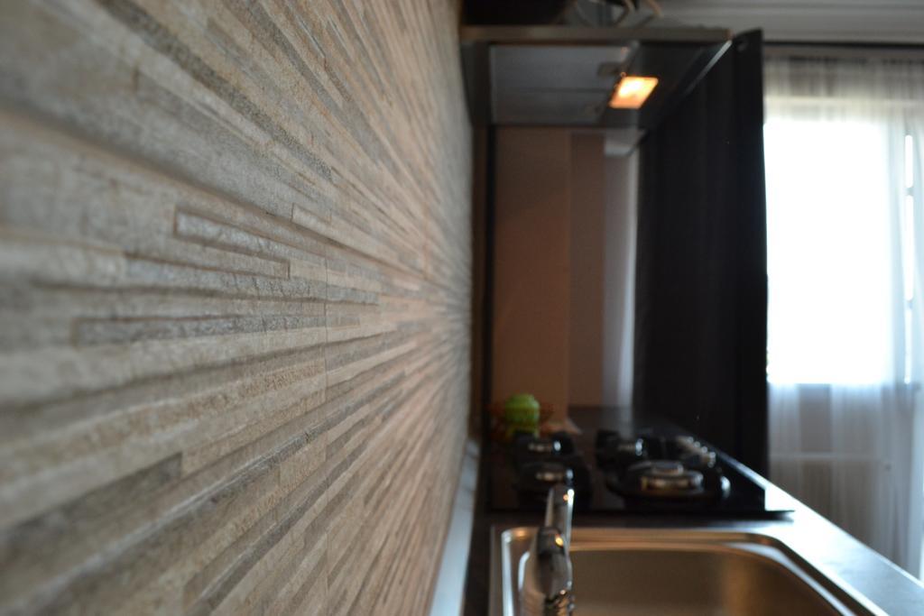 Jn Boutique Apartments Bucureşti Ngoại thất bức ảnh